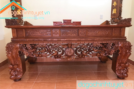 Bàn thờ gỗ gụ tại Thái Bình đẹp giá rẻ 2024